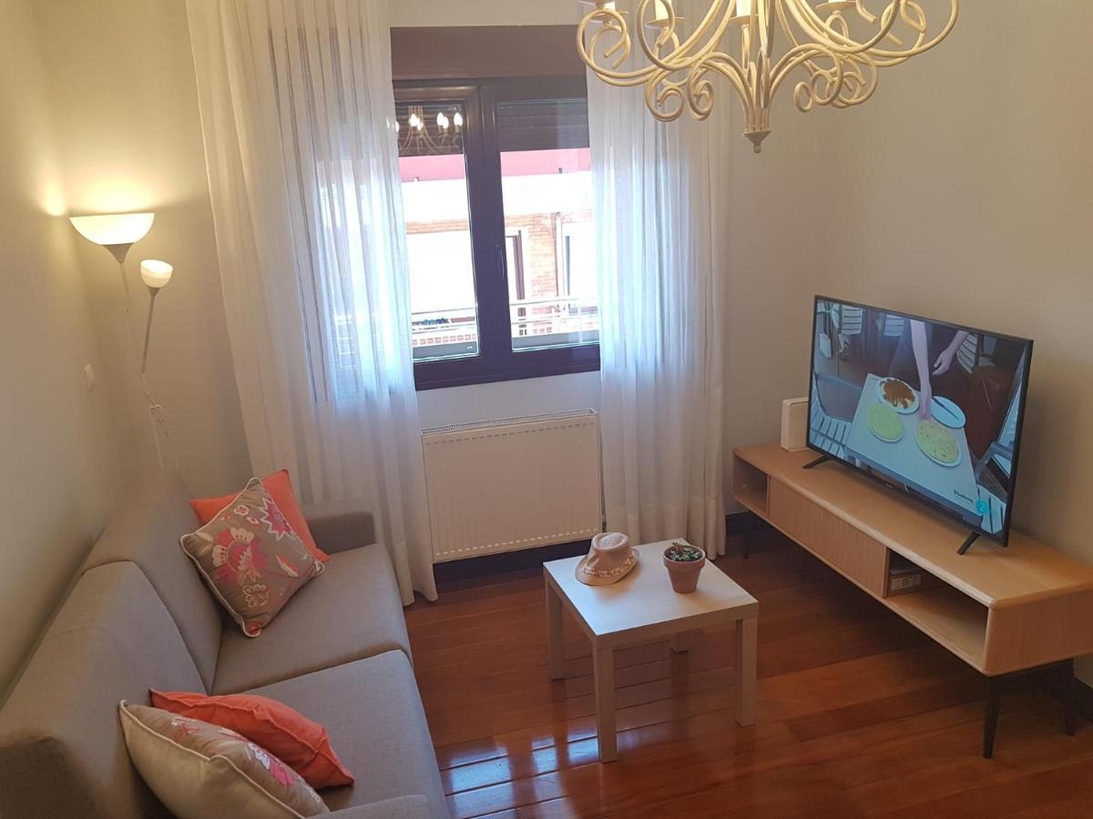 Apartamento En La Playa Con Parking Privado ゲチョ エクステリア 写真